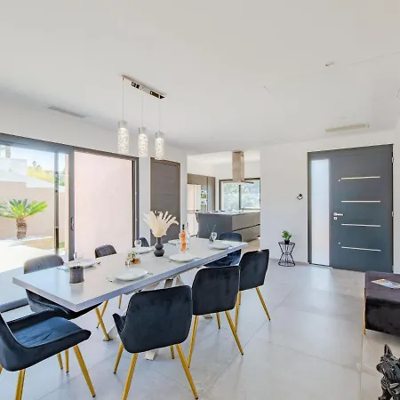 Orphee By Interhome Saint Aygulf